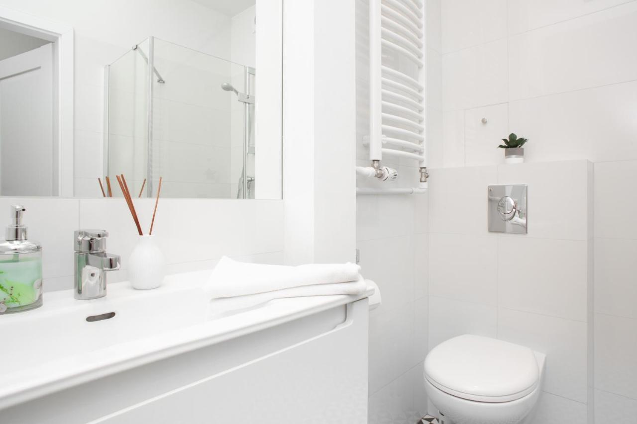 Family City Center By Renters Prestige Apartment *