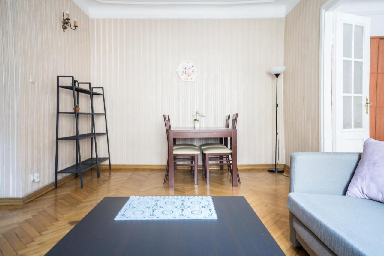 Elegant Royal Route Ii Warsaw