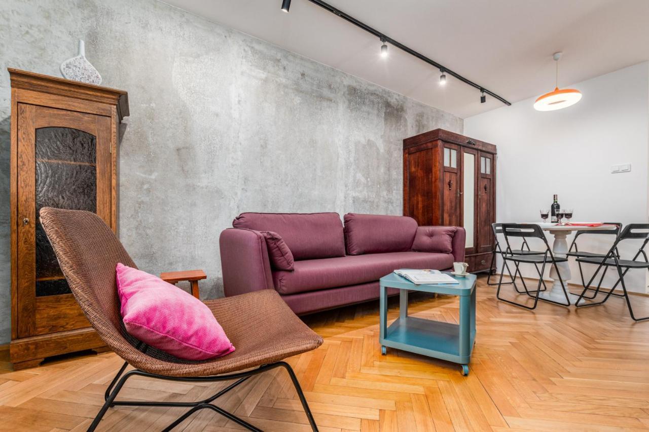Apartment Center By Renters