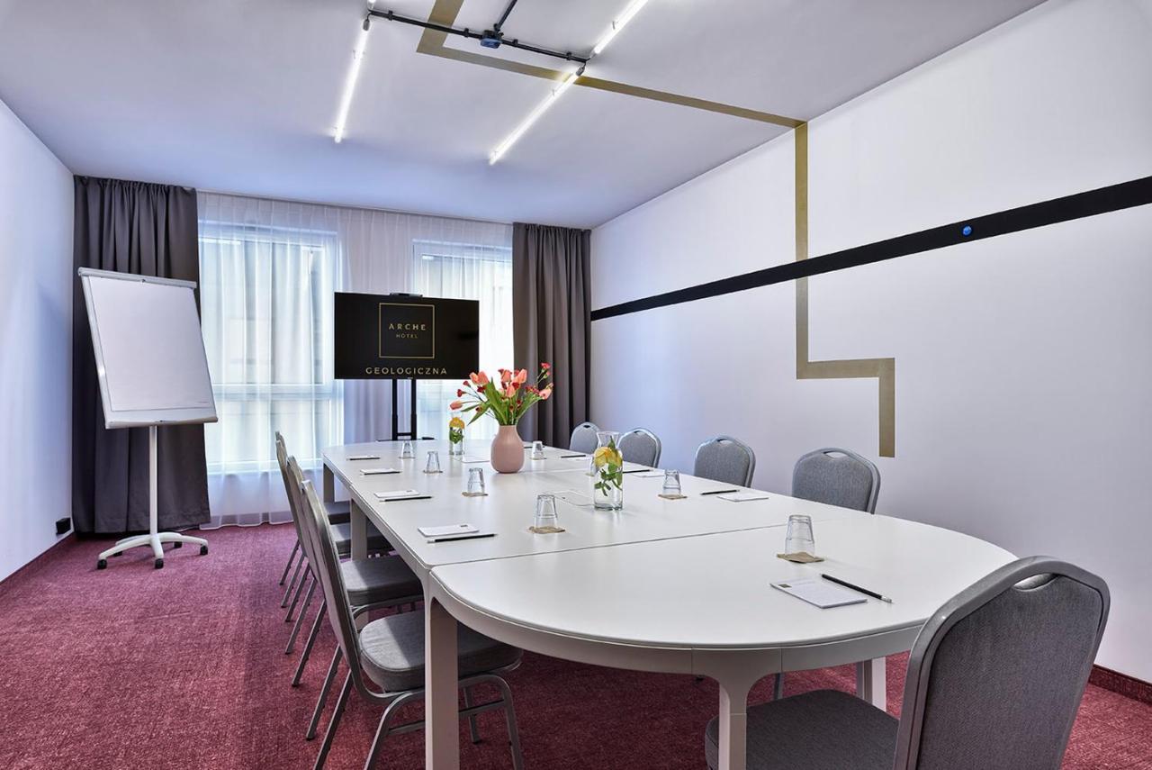 Hotel Arche Geologiczna 3*