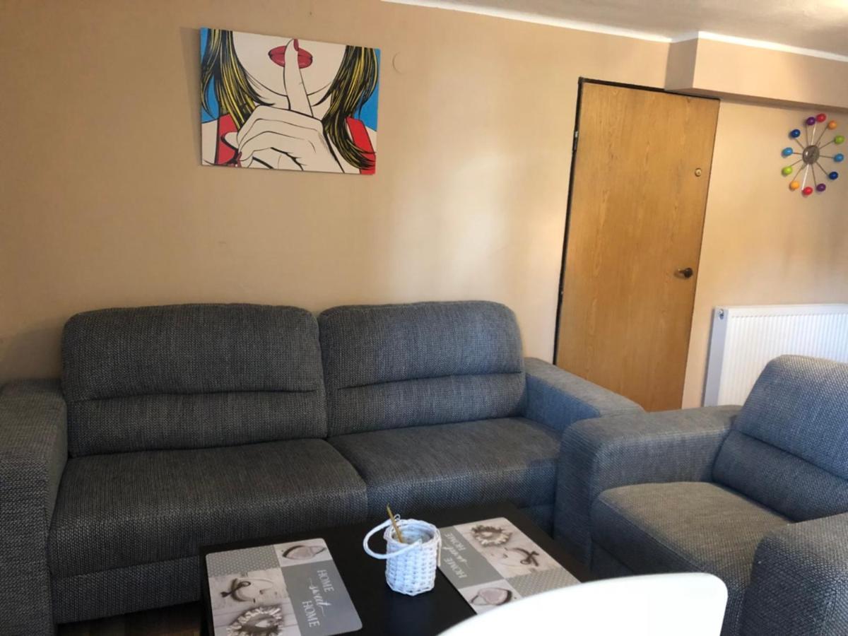 Homestay Club Hostel