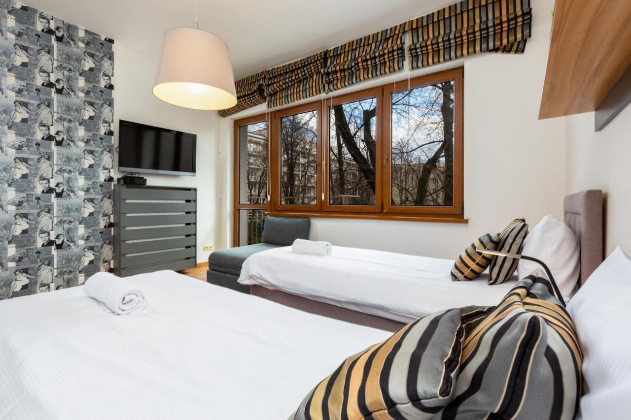 Apartment Hoza By Renters Warsaw