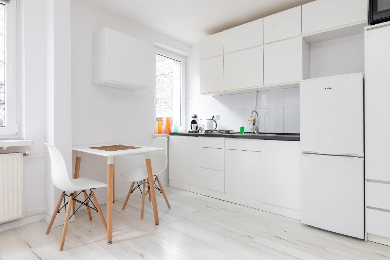 Apartment Rondo Onz Sunny Warschau