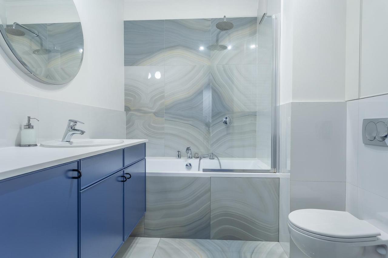 Rentplanet - Bagno * Warschau