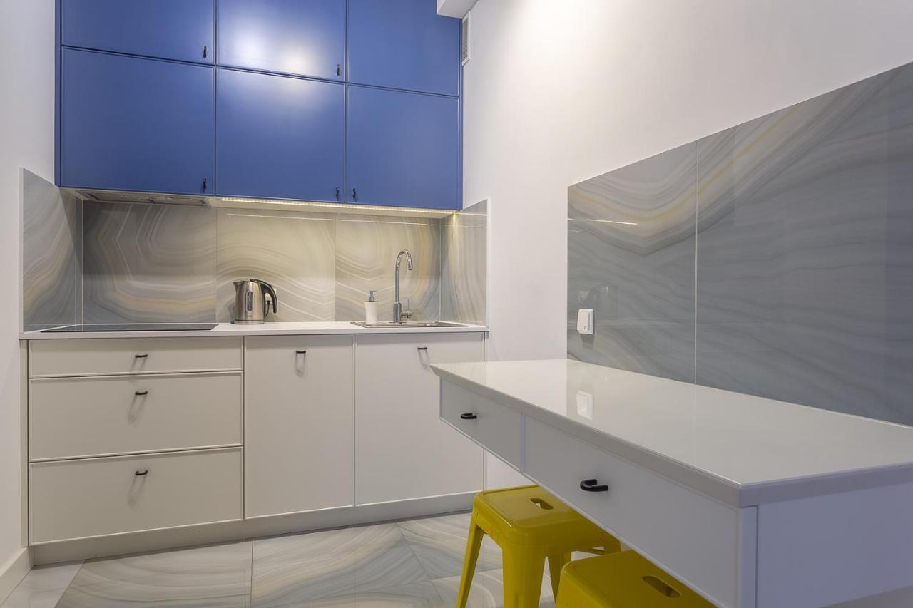 Rentplanet - Bagno * Warschau