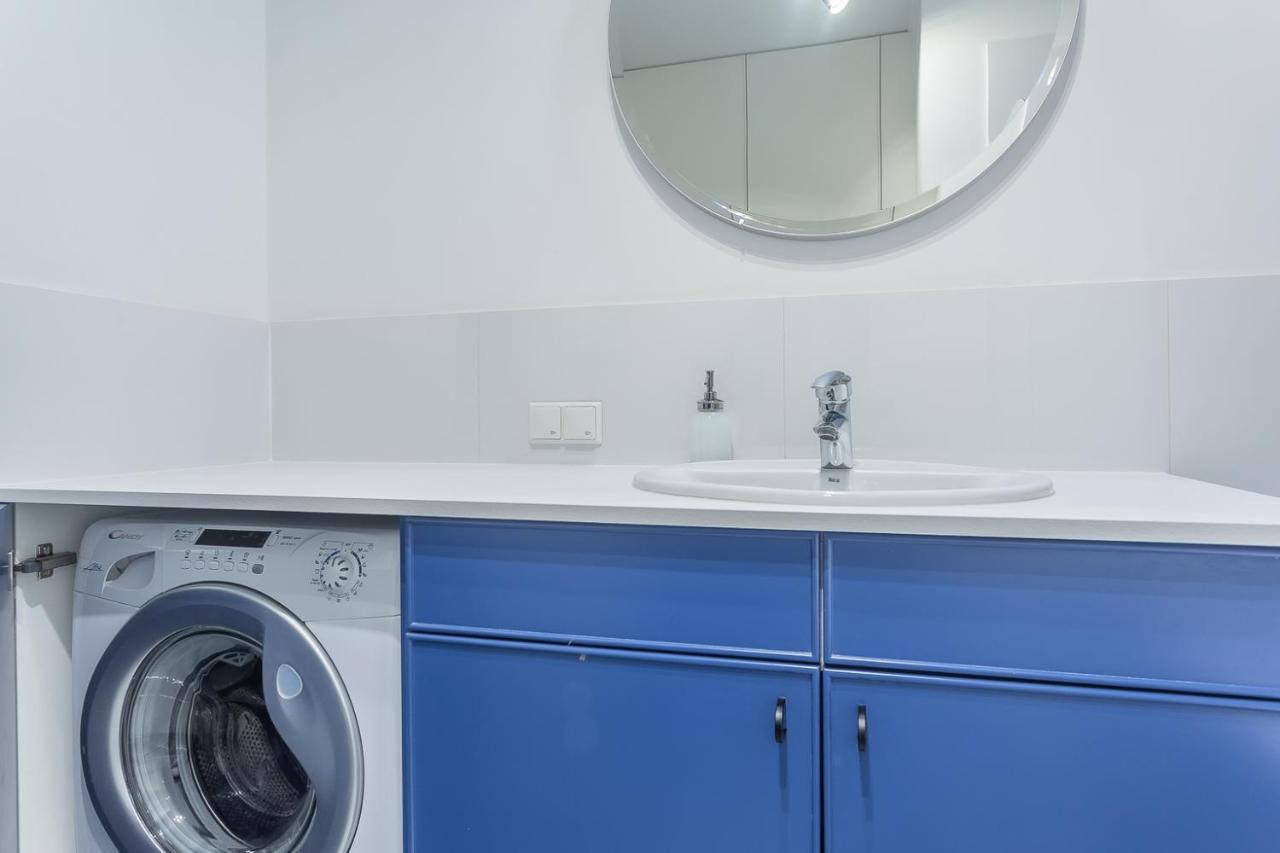 Rentplanet - Bagno Apartment Warschau