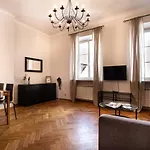 Świętojańska Old Town Apartment