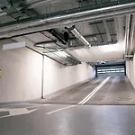 Apartament Przy Arsenale Z Miejscem Parkingowym