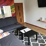 Ohmyhome Zlota Colors