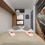 Warsaw Srodmiescie Riverside Three-Bedroom Apartment By Renters