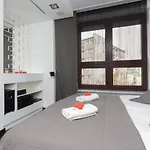 Warsaw Srodmiescie Riverside Three-Bedroom Apartment By Renters