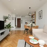Apartment Żelazna Business Wola by Renters