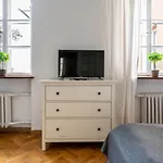 Golden Apartments/Cel2/4