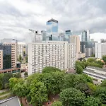 Krochmalna Red Apartment