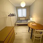 Room In A Rental Unit Hosted By Malek
