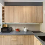 Ecru Inflancka Modern Apartment With Balcony Wwa47