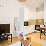 P&O Serviced Apartments Rydygiera
