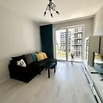 Apartament Blisko Dworca Warszawa Zachodnia, Miejsce Parkingowe W Cenie