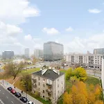 Metro Wilanowska Deluxe Apartment