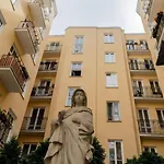 Charlie Apartment City Center