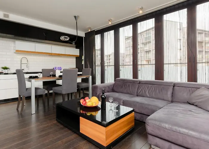 Warsaw Srodmiescie Riverside Three-Bedroom Apartment By Renters