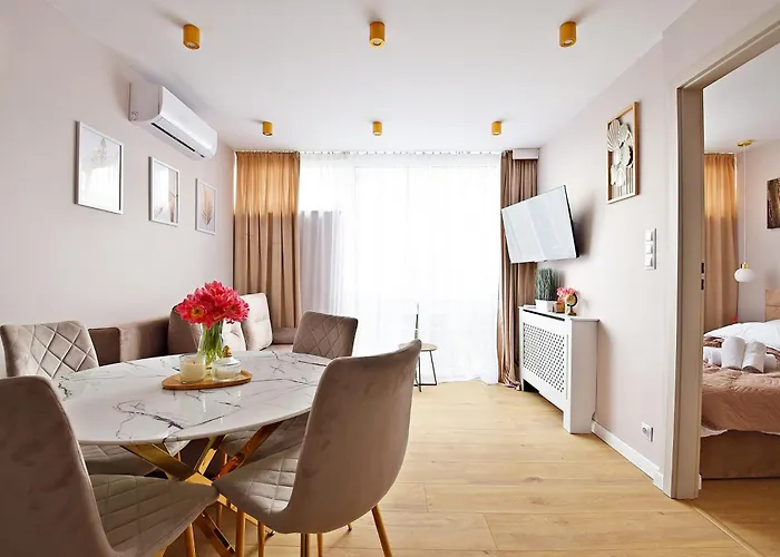 B&P Bank Square Apartment