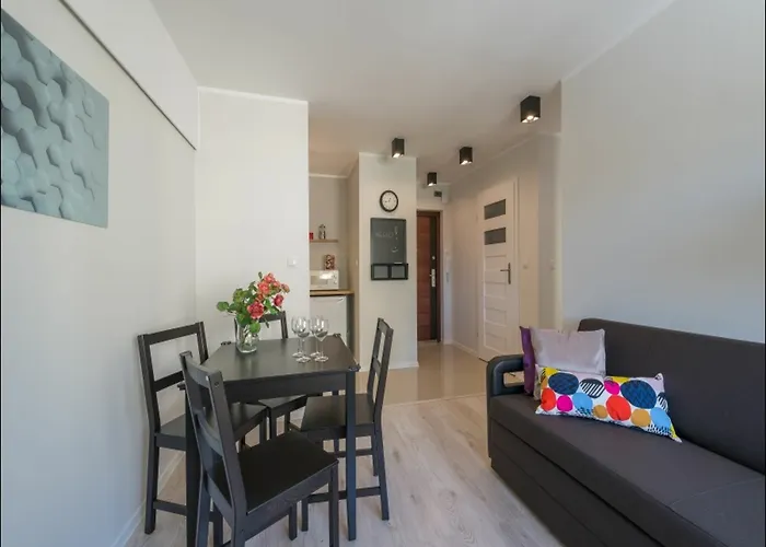 P&O Serviced Apartments Anielewicza