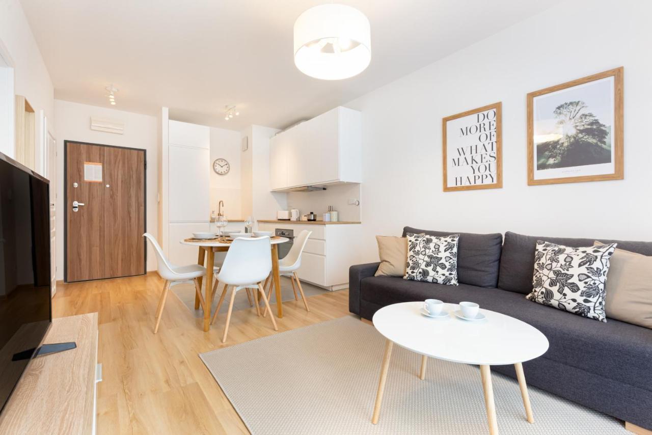 Apartment Kasprzaka By Renters Warsaw