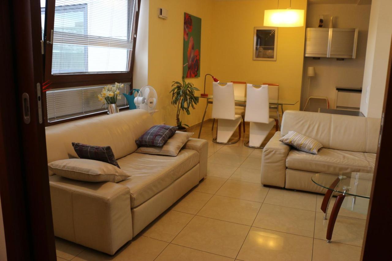 Center - Atelier Apartment
