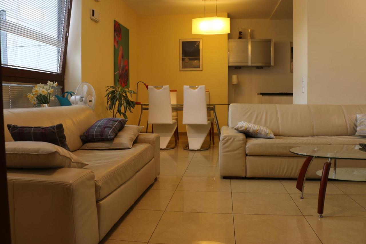 Center - Atelier Apartment Warsaw