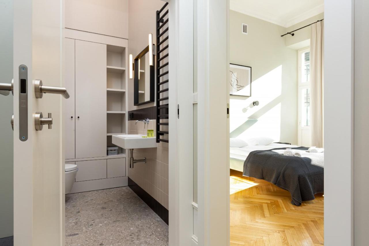 Apartment Boduena By Renters Prestige Warschau