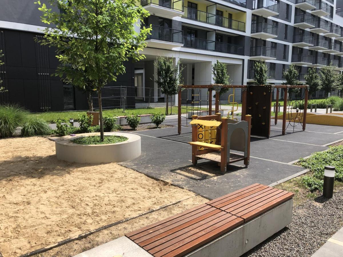 Apartment Prymasa Tysiaclecia 83a By Aparthouse Warschau