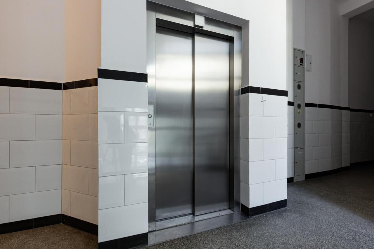 Apartment Boduena By Renters Prestige Warschau
