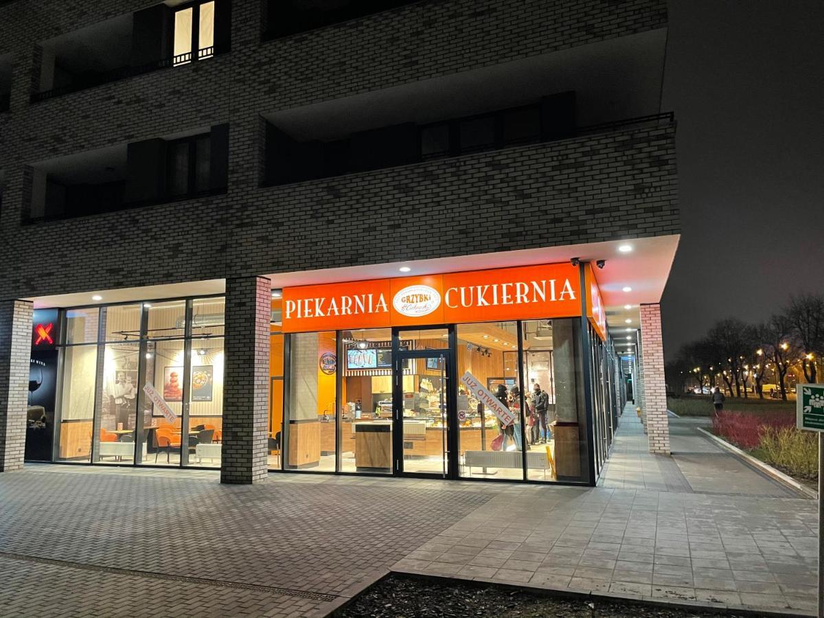 Prymasa Tysiaclecia 83a By Aparthouse * Warschau
