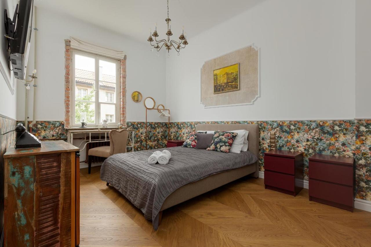 Apartament On The Square By Renters Warszawa