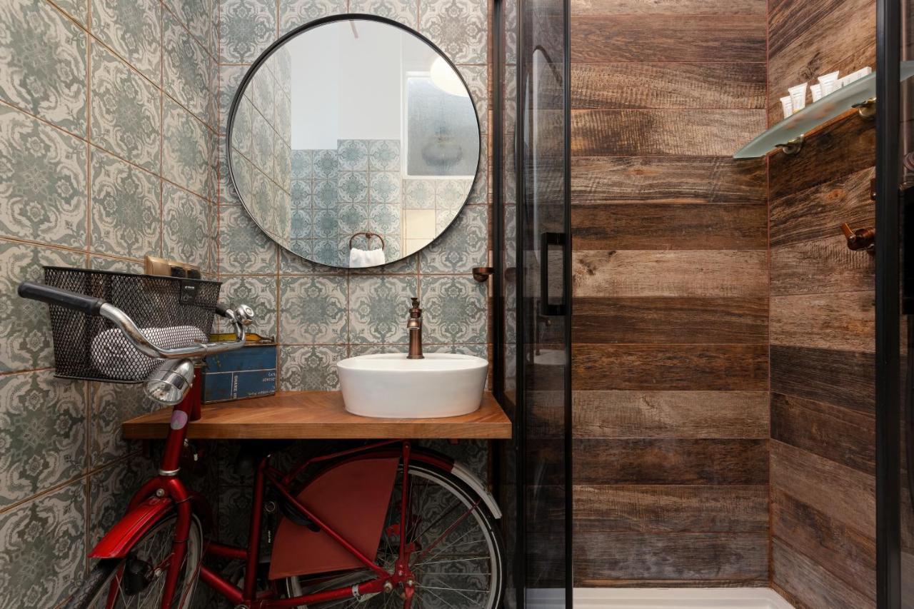 Apartament On The Square By Renters *