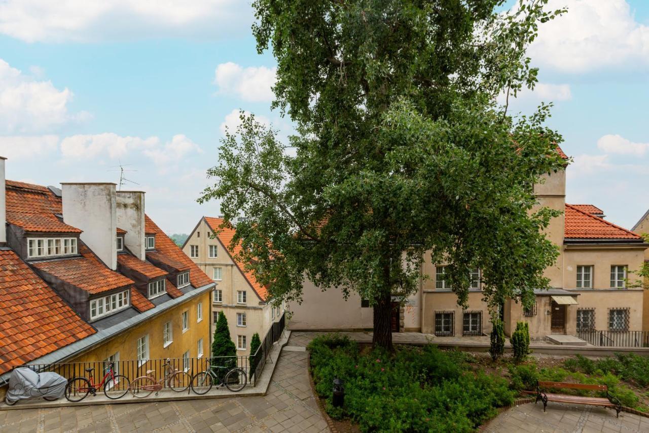 Apartament On The Square By Renters