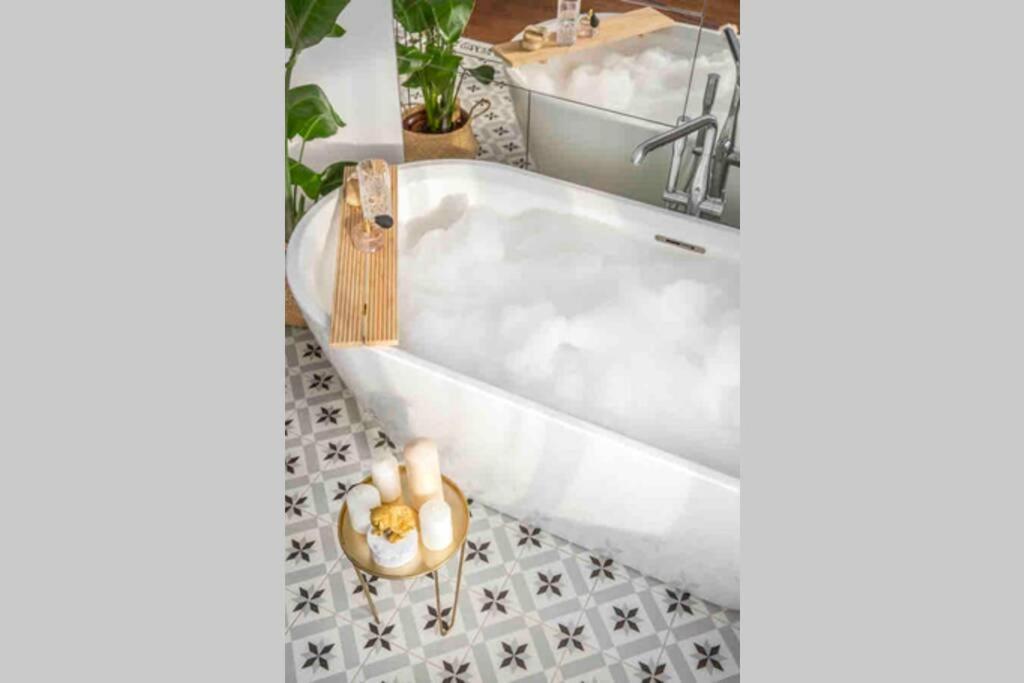 Apartament Centrum-blisko Starego Miasta *