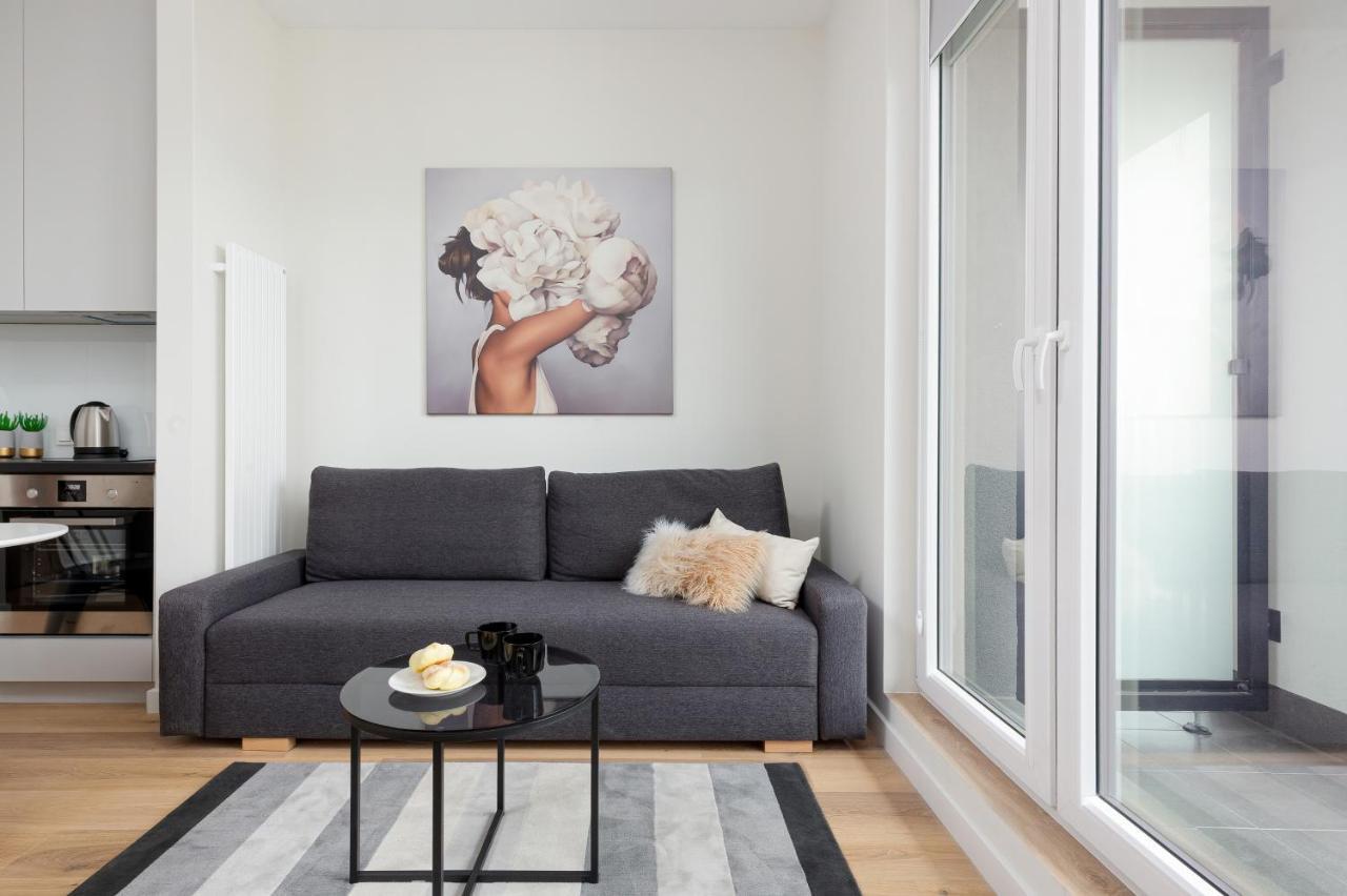 Business Center Wola Ordona By Renters Apartament *