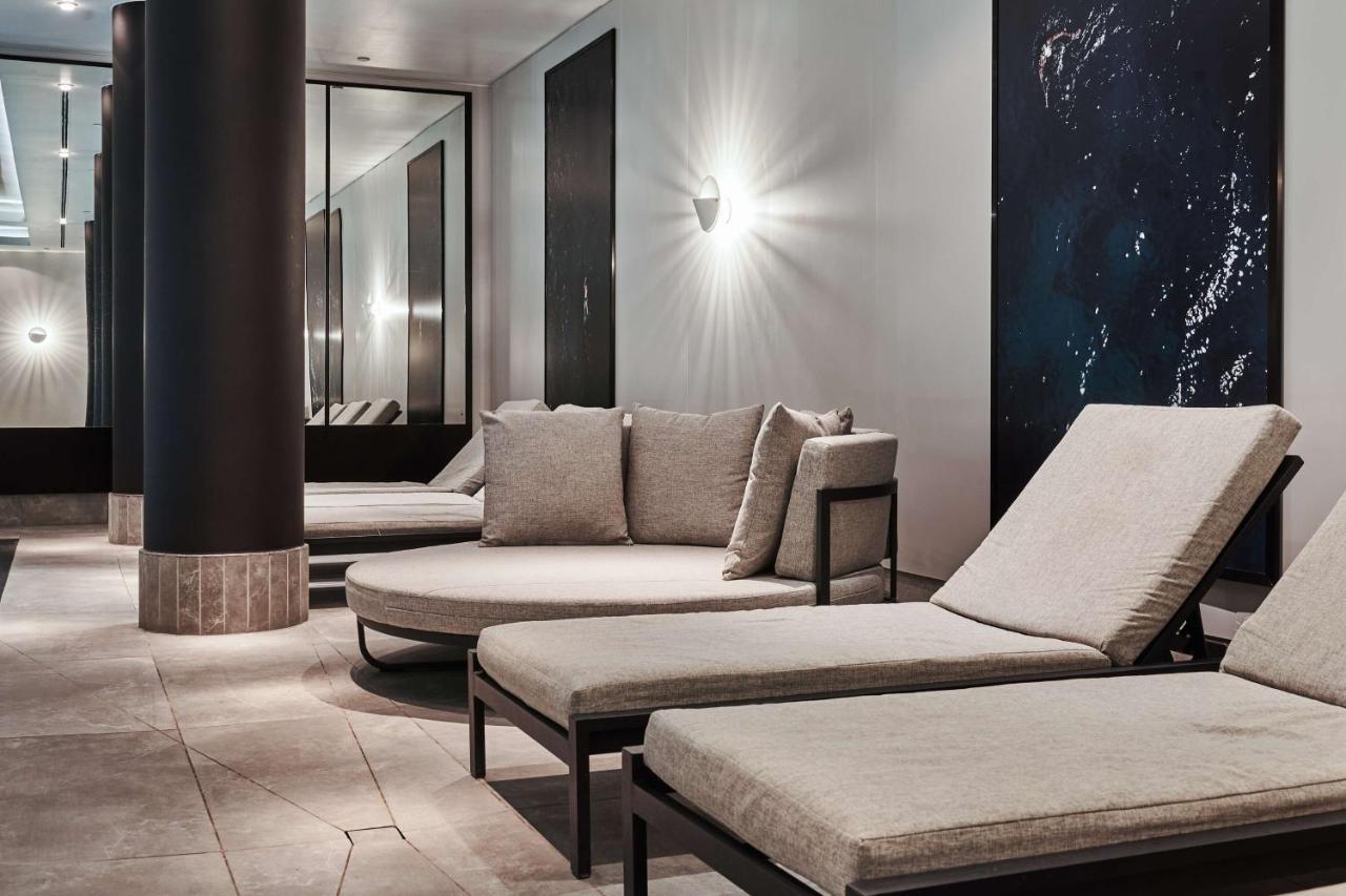 Radisson Collection Hotel,