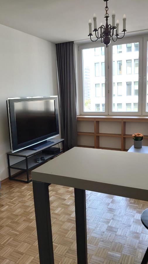 Wspolna Apartment *
