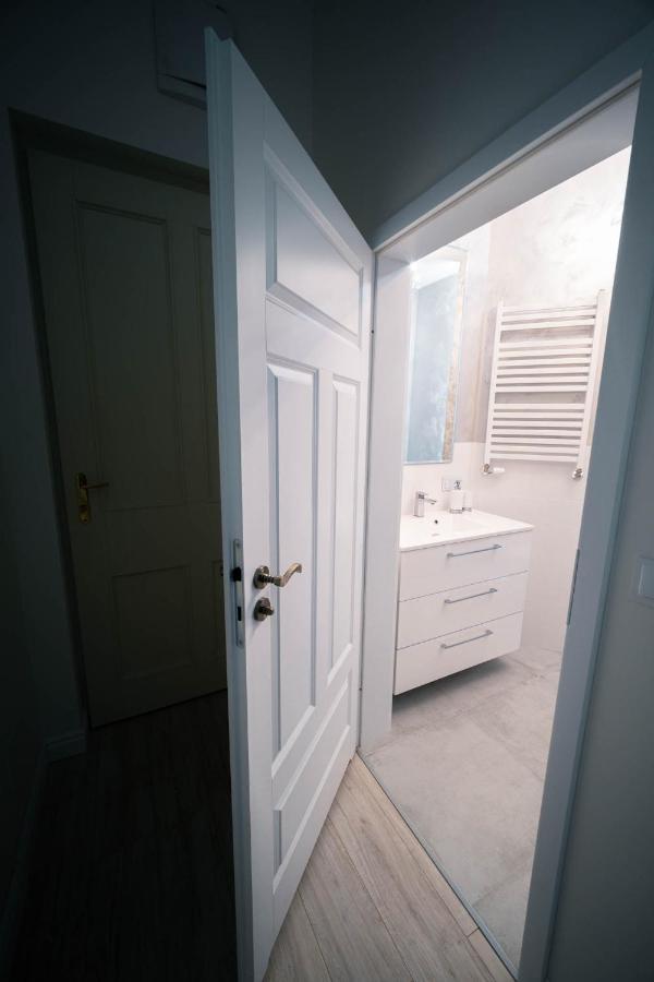 Apartament Grey Pearl Downtown Varsóvia