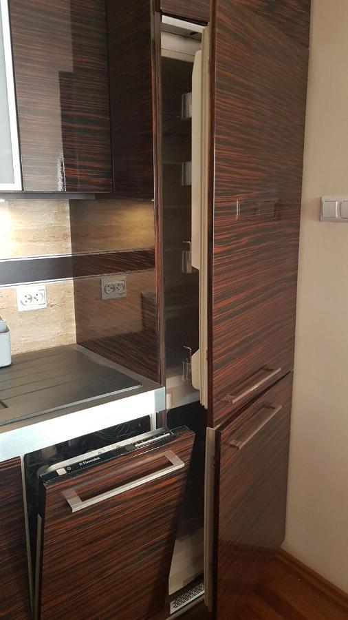 Apartament Z Balkonem Przy Parku Apartment