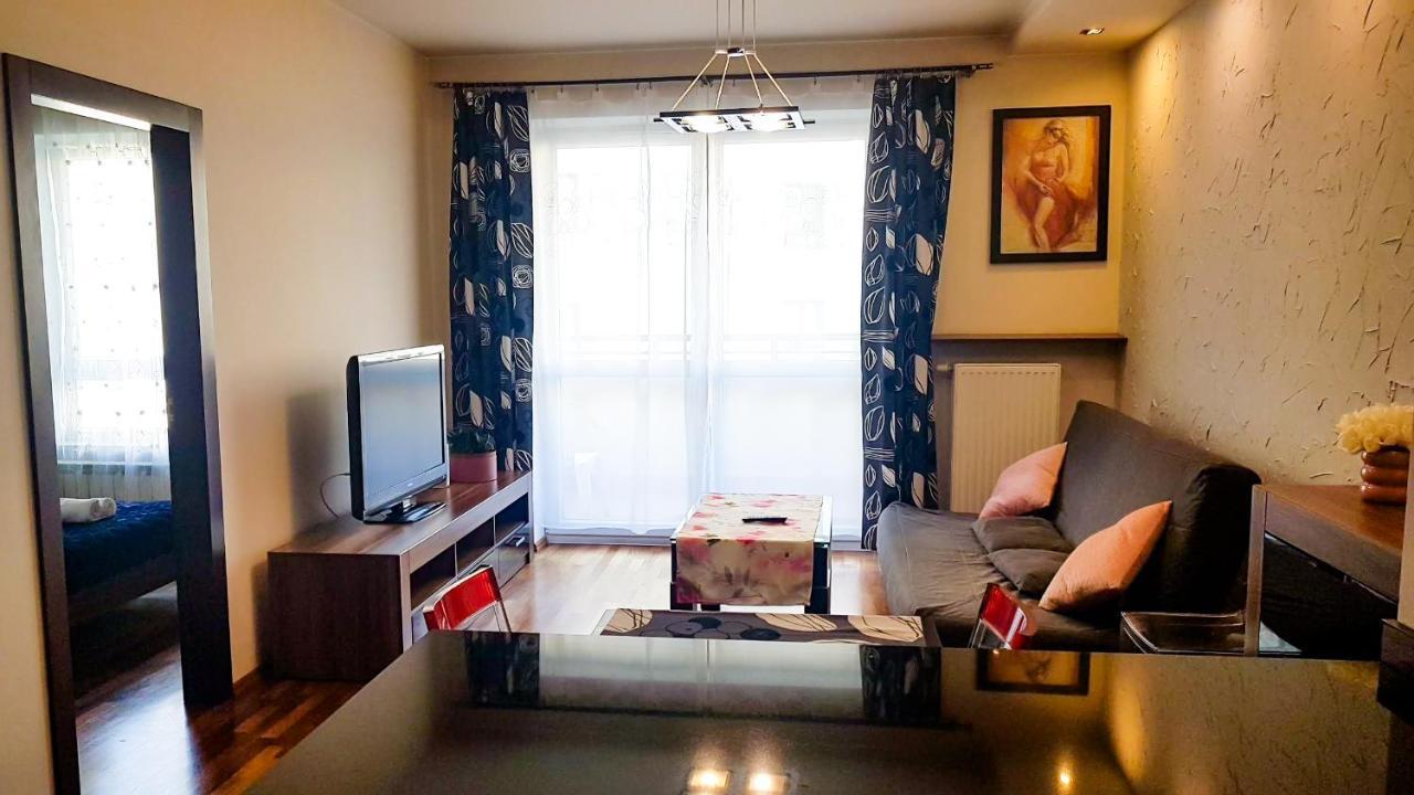 Apartament Z Balkonem Przy Parku