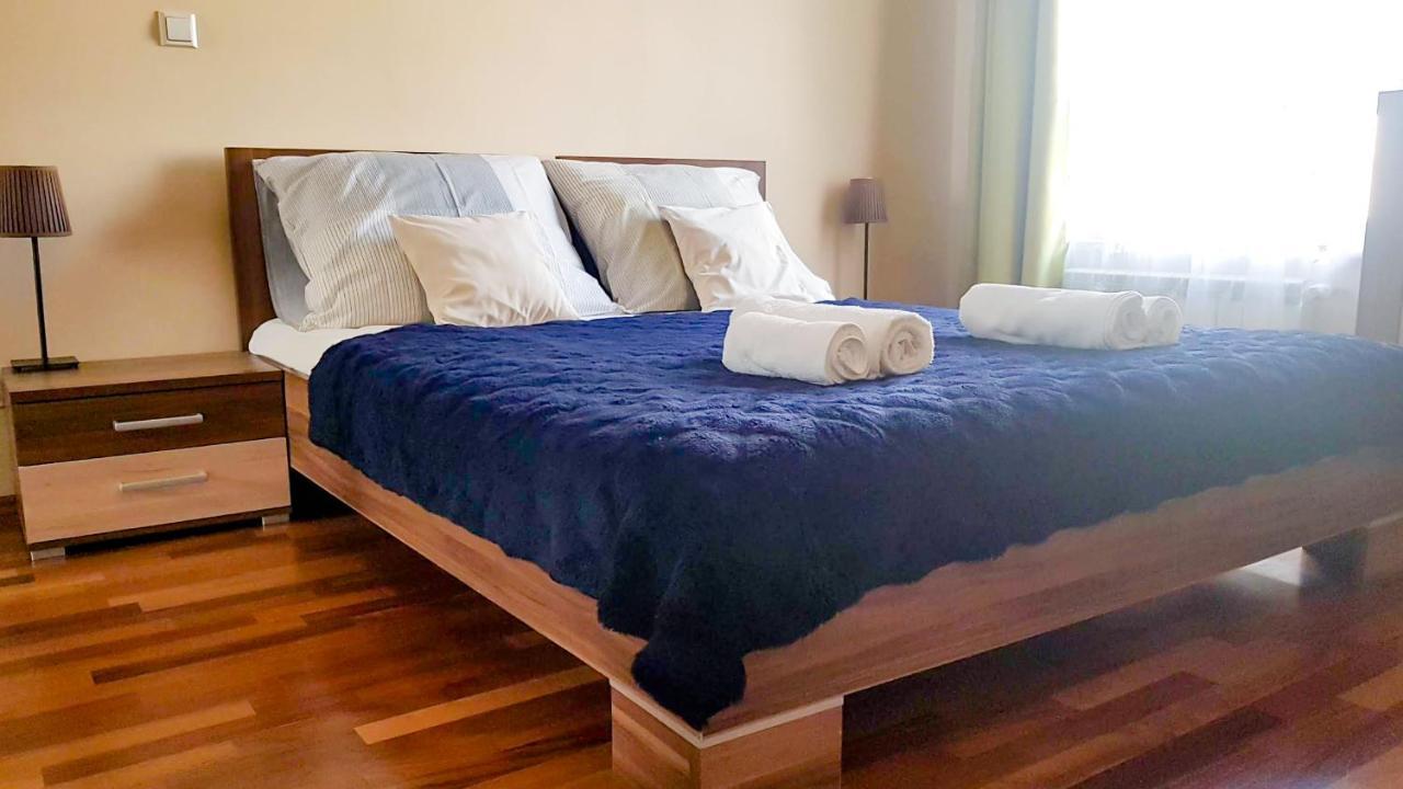 Apartament Z Balkonem Przy Parku Apartment