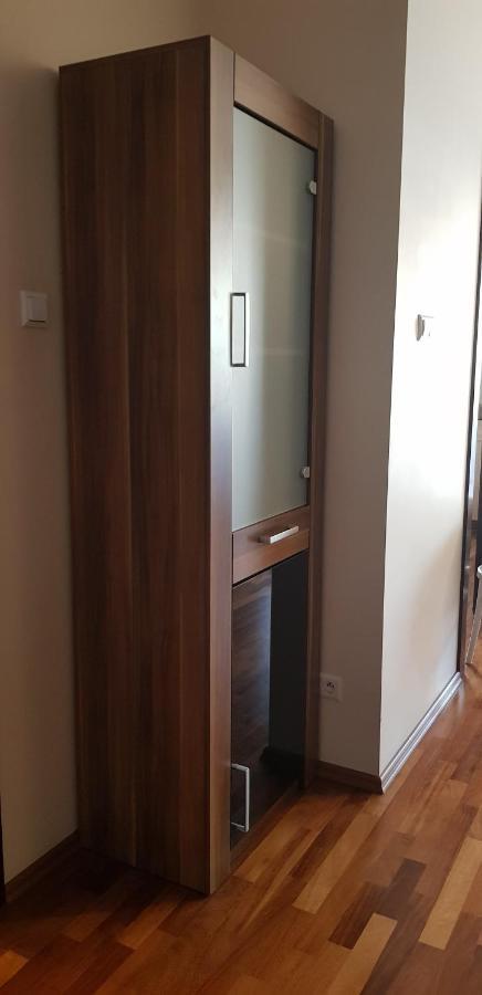 Apartament Z Balkonem Przy Parku Apartment