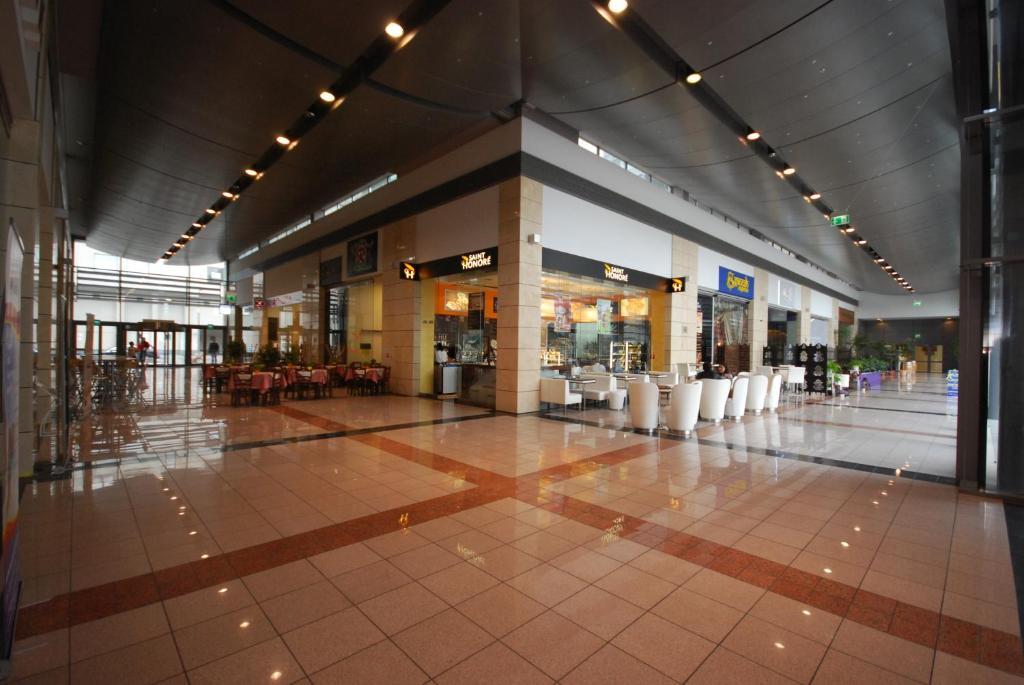 Platinum Towers Country 2 Country 4* Warsaw