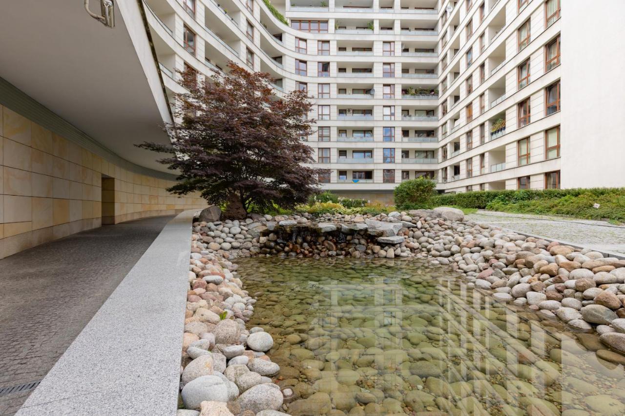 Apartment Chlodna European Square By Renters