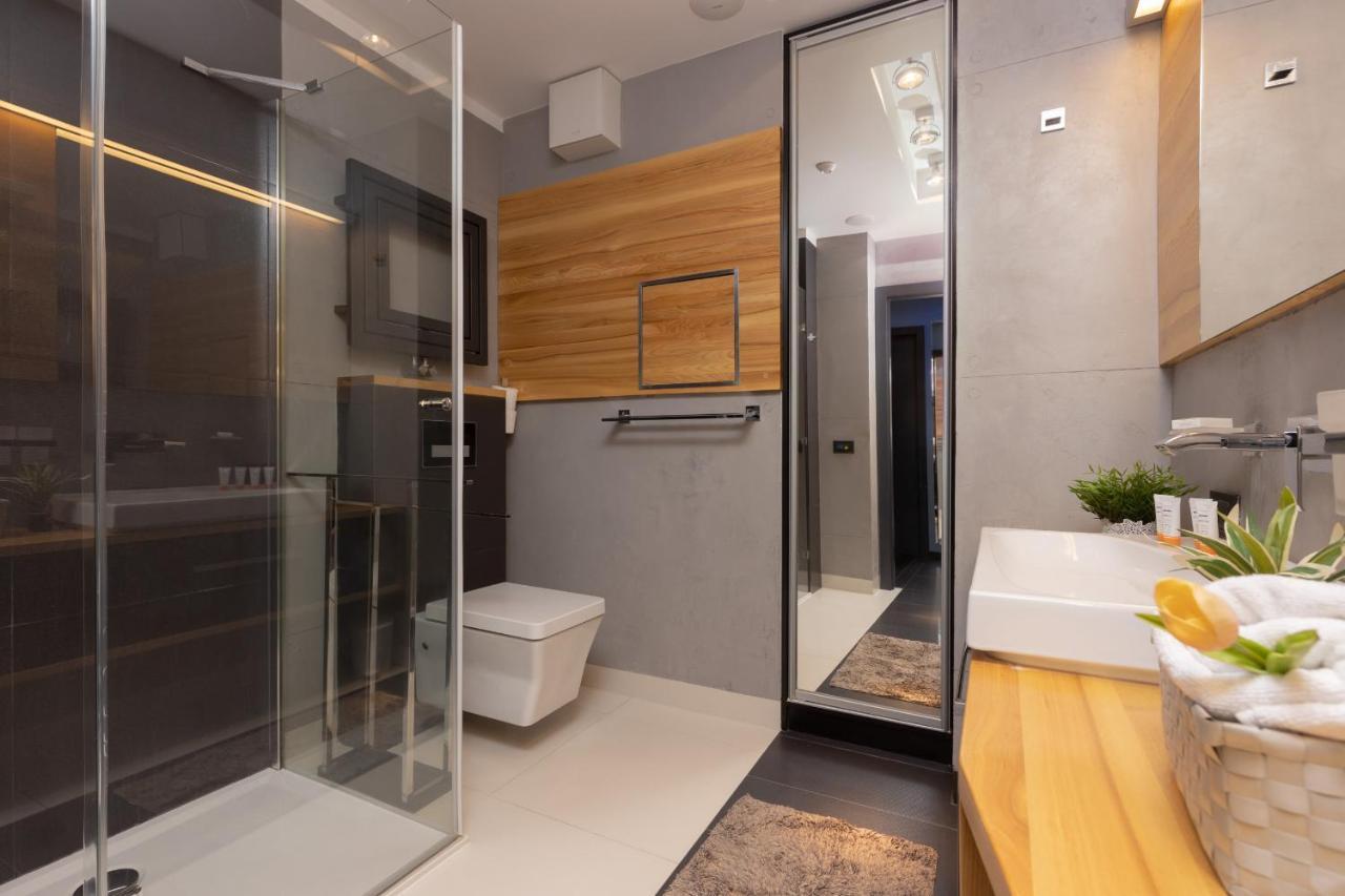Srodmiescie Riverside Three-bedroom By Renters Apartamento *