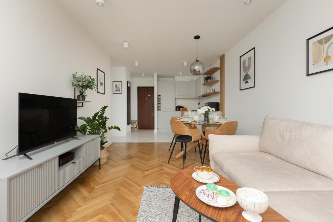 Apartament żelazna Business Wola By Renters *